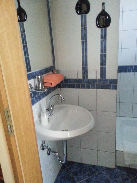 Alte Rathausschaenke - Hotel Garni Hannoversch Münden Szoba fotó