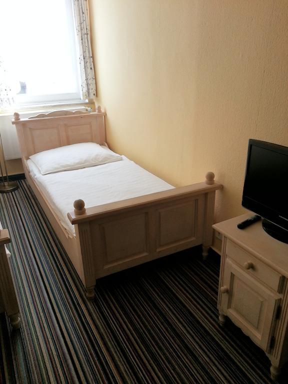 Alte Rathausschaenke - Hotel Garni Hannoversch Münden Szoba fotó