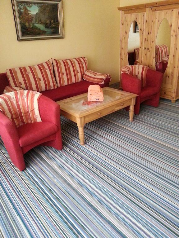 Alte Rathausschaenke - Hotel Garni Hannoversch Münden Szoba fotó