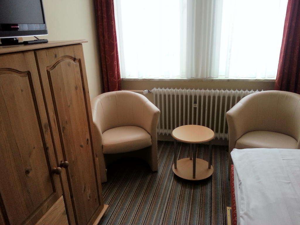 Alte Rathausschaenke - Hotel Garni Hannoversch Münden Szoba fotó